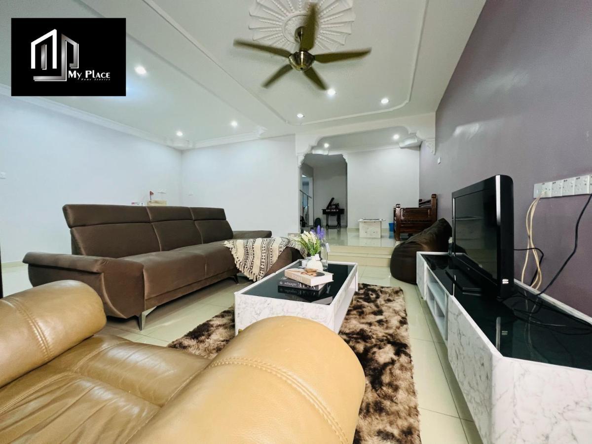 2 Storey 5Br 16Pax Semabok Taman Cheng Ho, 3 By Myplace Malacca Exterior photo