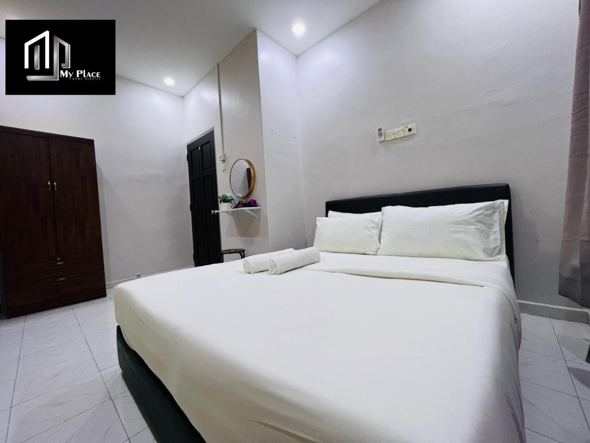 2 Storey 5Br 16Pax Semabok Taman Cheng Ho, 3 By Myplace Malacca Exterior photo